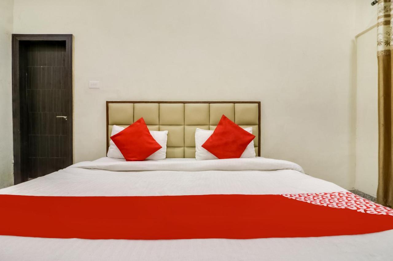 Oyo 28789 Hotel Adarsh Bilāspur Extérieur photo